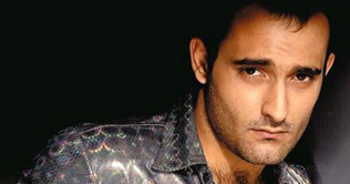 Bachelor Akshaye has nightmares over wedding prediction